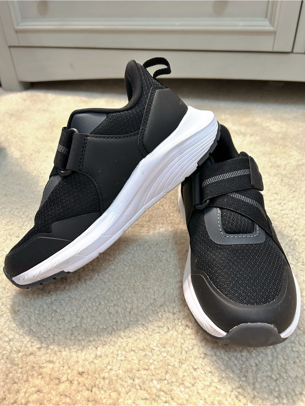 Athletic Works Kids Sneakers 👦👟